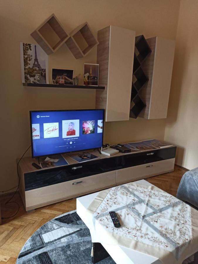 براشوف Robert'S Apartment المظهر الخارجي الصورة